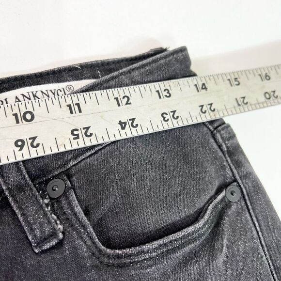 Blank NYC The Bond Skinny Jeans Womens 27 Black Wash Mid Rise Raw Hem Cuffs New - Picture 6 of 11